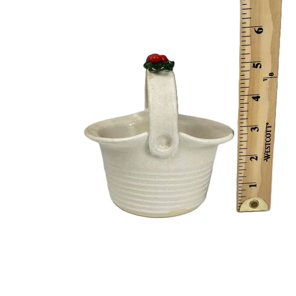 Rob Bartee Pottery Ivory Christmas Basket Clay Earthware Home Decor‎ Vintage